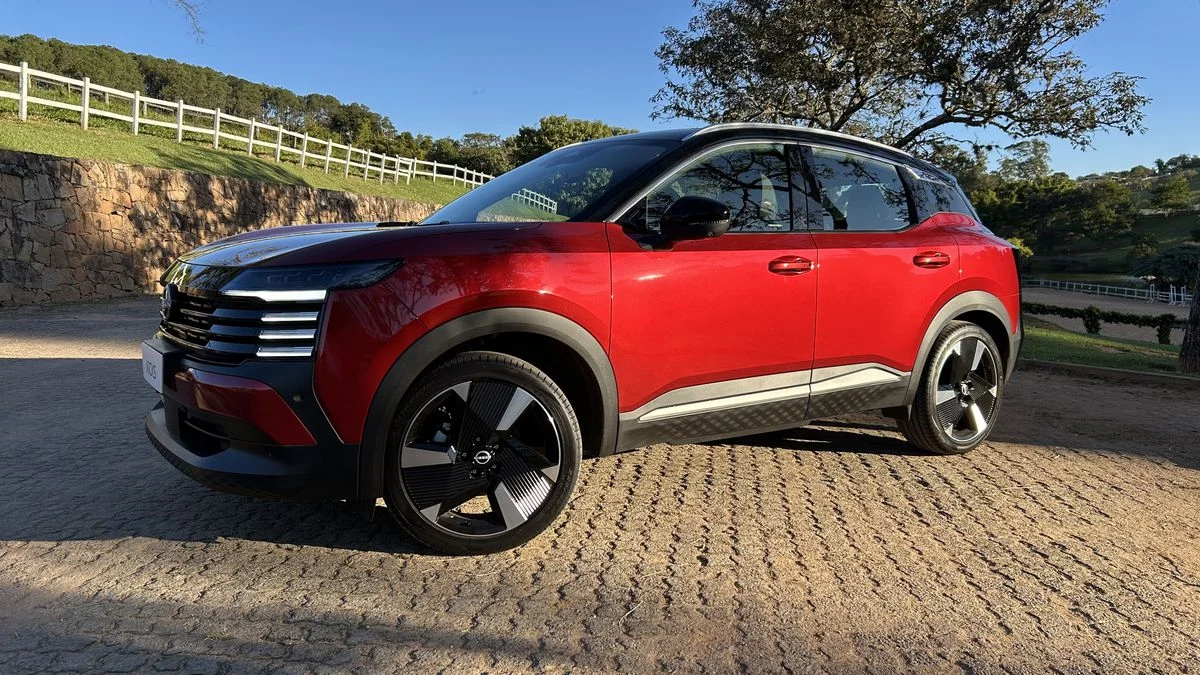 Nissan Kicks Platinum 2026: SUV tem preço 'no chão' e financiamento taxa zero com bônus de até R$ 15 mil
