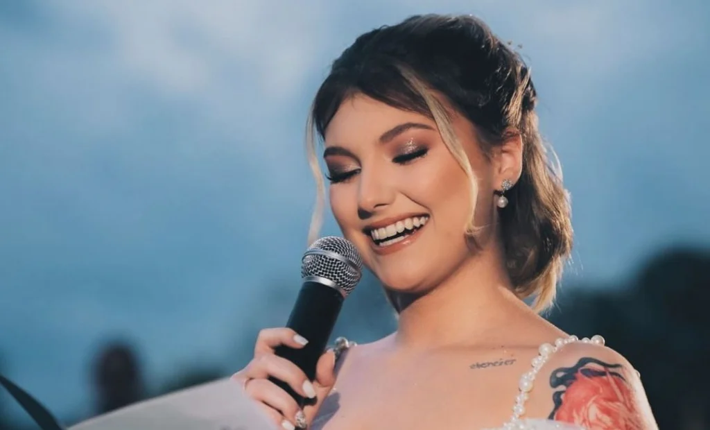 Pai de Isabel Veloso desabafa sobre angústia e fé em meio à internação da filha: 'Confiar em Deus, mesmo sem entender'