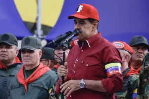 ONU Alerta: Milícias de Maduro Recrutam Adolescentes à Força na Venezuela