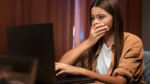 Internet de Casa no Brasil: 63% dos Consumidores Estão Insatisfeitos com a Qualidade da Banda Larga Fixa, Revela Pesquisa