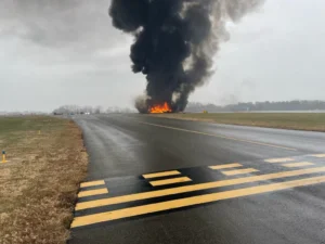 Ex piloto da NASCAR Greg Biffle morre em queda de avião na Carolina do Norte; NTSB investiga