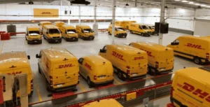 DHL Express Abre Vagas Urgentes para Motoristas Entregadores em São Paulo: CNH B com EAR e Ensino Médio São Requisitos Essenciais
