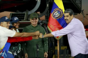 Maduro cria 'Nobel da Paz' alternativo e se autoconcede prêmio após crítica a reconhecimento de opositora