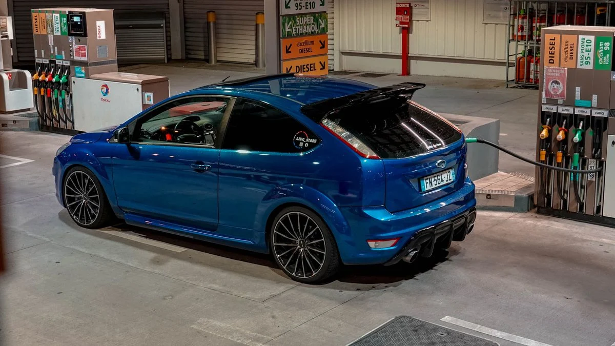 Você Comete Estes 3 Erros Fatais Com Seu Carro Flex e Nem Imaginava? Desvende Mitos do Abastecimento em