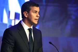 Presidente do Paraguai critica Lula por inauguração separada de ponte binacional e lamenta "sabor amargo"