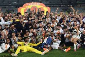 É Tetra! Corinthians Vence Vasco no Maracanã e Conquista a Copa do Brasil 2024; Dorival Júnior Faz História