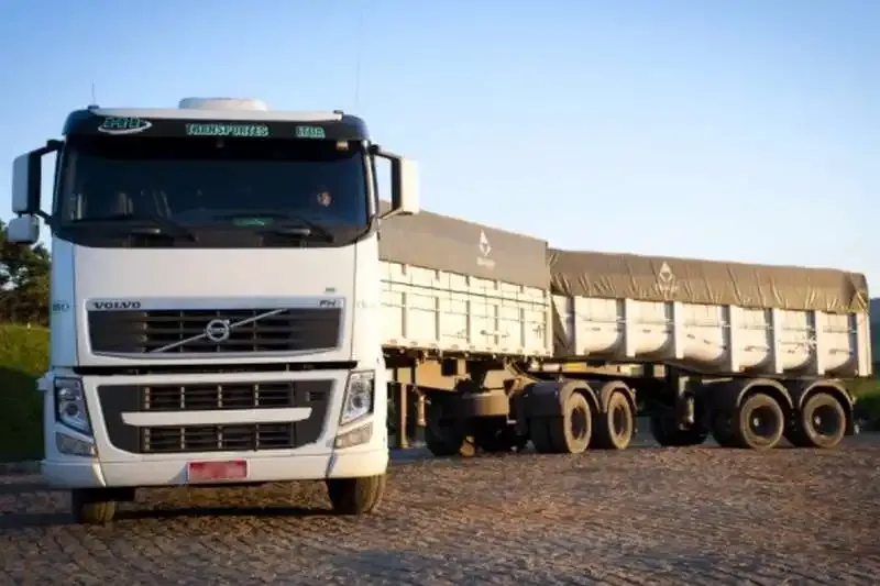 HI Transportes Abre Vagas para Motoristas Carreteiros em Lavras (MG): Salário e Benefícios Atrativos