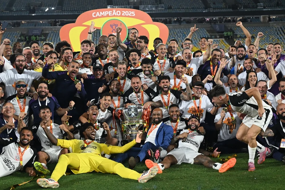 Corinthians Desbanca Palmeiras e São Paulo, Assume o 2º Lugar no Ranking da CBF Após Título da Copa do Brasil; Flamengo Mantém a Ponta