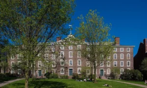 Suspeito de ataque com mortos e feridos na Brown University é preso em Providence