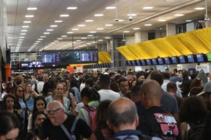 Voos Cancelados por Ventania: Conheça Seus Direitos e Como Exigir Assistência e Indenização