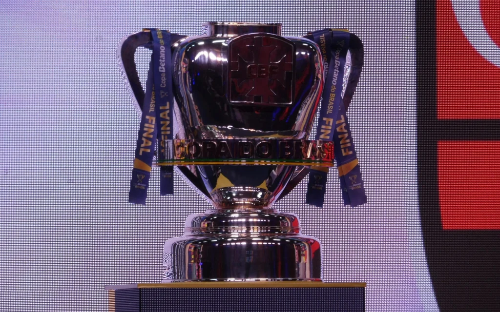 Copa do Brasil 2024: Corinthians e Cruzeiro em Itaquera, Fluminense e Vasco no Maracanã definem finalistas neste domingo decisivo