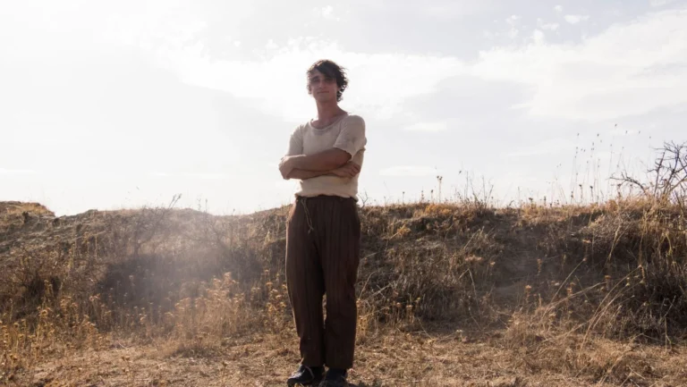 Lazzaro Felice: A Parábola da Bondade Inabalável Que Atravessa o Tempo na Netflix