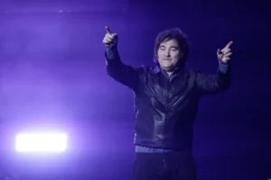 Javier Milei ironiza Brasil e vizinhos com mapa que retrata países de esquerda como favelas